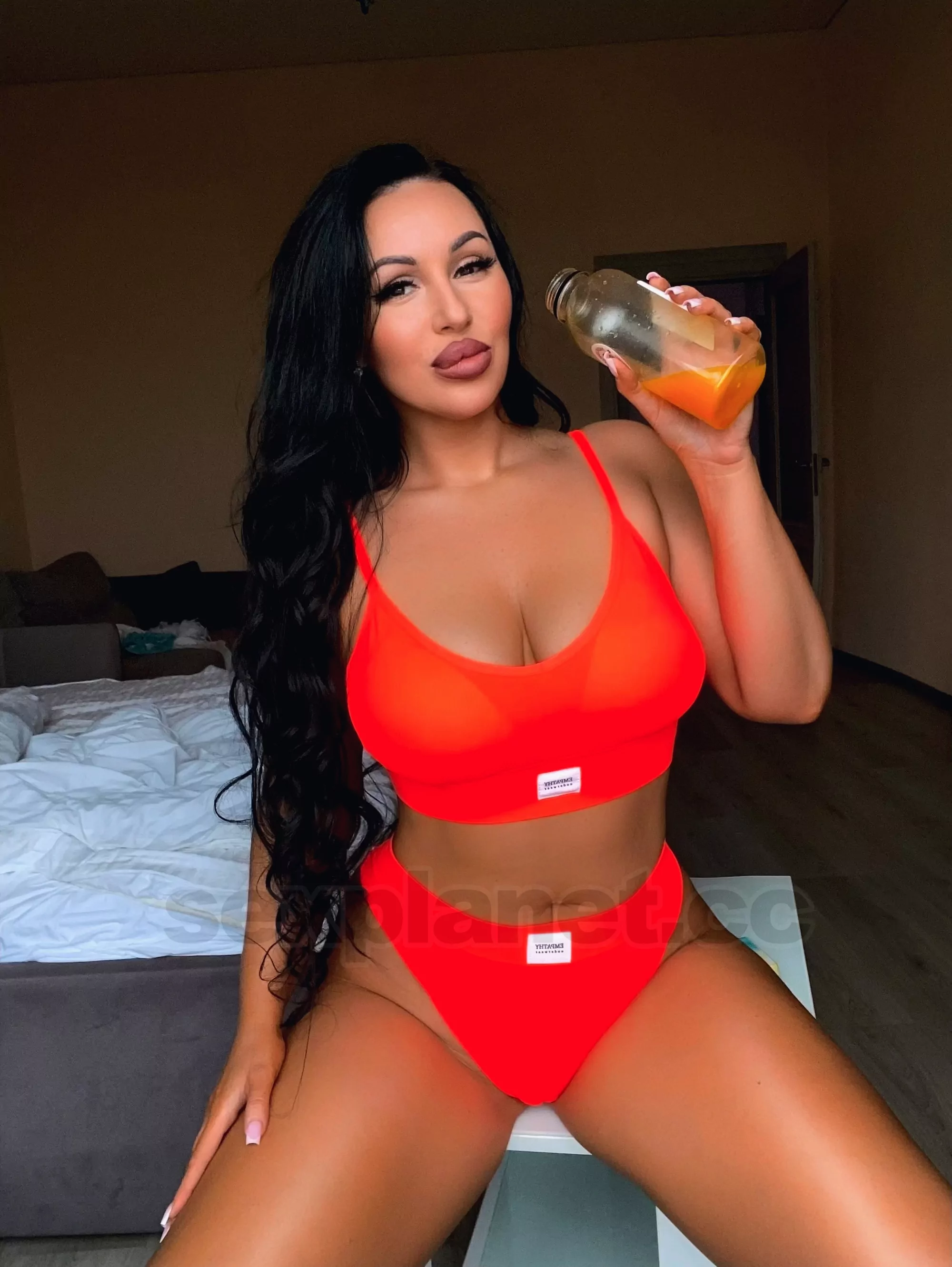 😋 Нужна девушка? ➨  Обрати внимание на Тину 💃 . ➨ У нас есть как вип, так и другие.