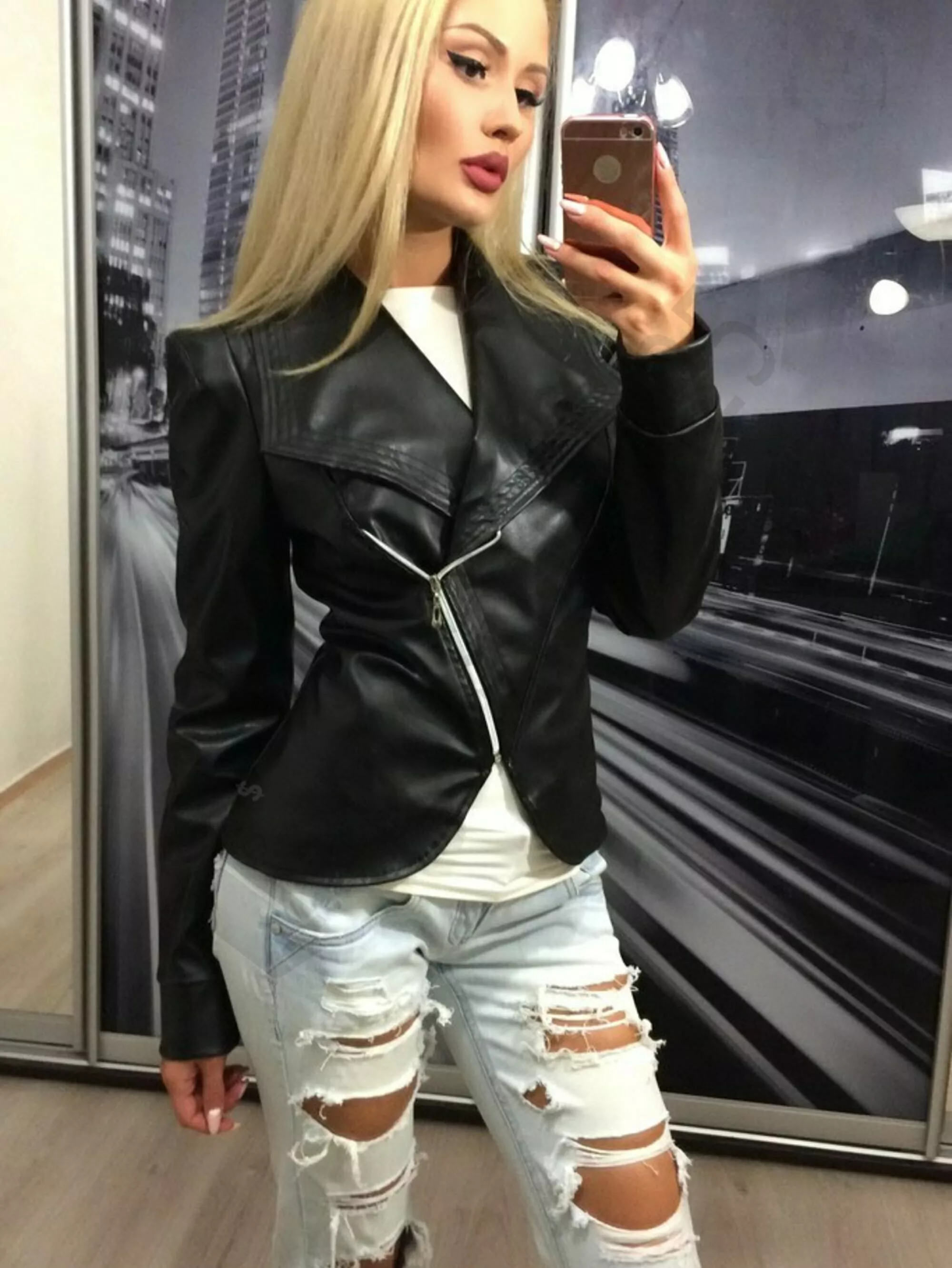 Познакомься с девушкой Алексой. Она стройная и послушная шалава. ➨ Заходи в наш интим атлас по твоему городу. Выбор огромный!