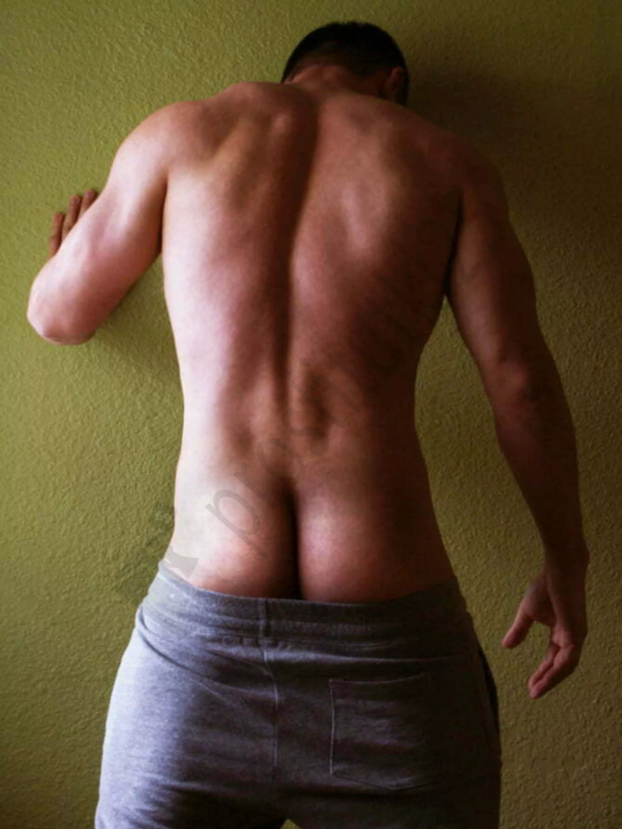 ⭐️Алексей лучший дамский угодник❤️ в городе Владивосток. 🍒Насладись его компанией. 😍Регион 25 